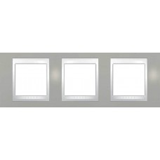 Рамка трехместная Unica Plus. Цвет Туманно-серый MGU6.006.865