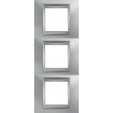 Рамка тримісна Unica Top. Колір Матовий хром/Алюміній MGU66.006V.038