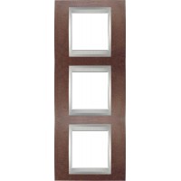 Рамка трехместная Unica Top. Цвет Венге/Алюминий MGU66.006V.0M3
