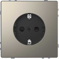 Розетка з/к зі шторками, гвинтовий затиск Merten D-Life. Колір Нікель