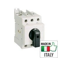 Выключатель нагрузки Technoelectric SD1, 25А Выключатель нагрузки Technoelectric SD1, 25А